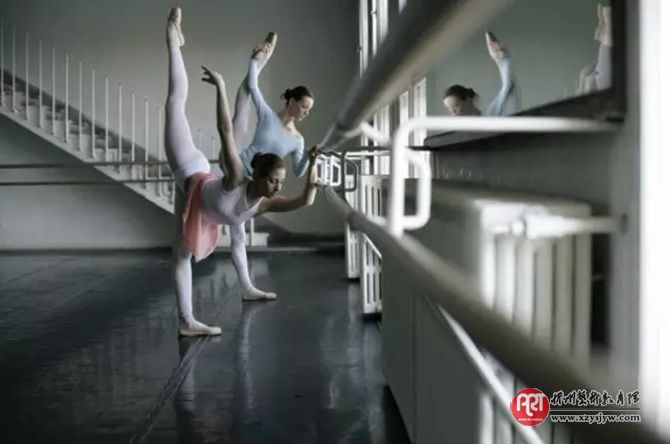 为什么学习舞蹈都从基本功开始？