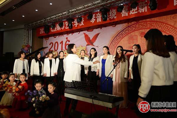“琴音袅绕　喜迎新春”钢琴音乐会精彩纷呈