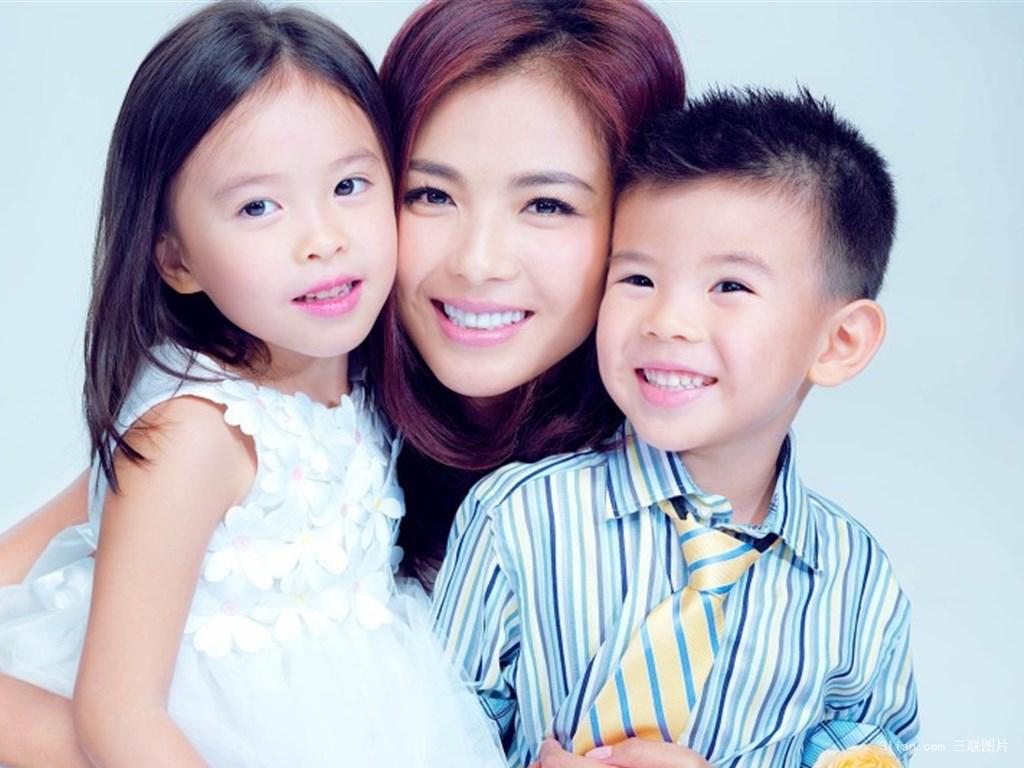 陪伴也要给孩子留空间