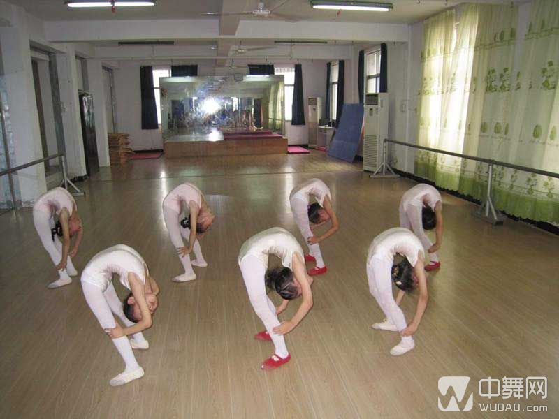 练舞时如何保护好自己