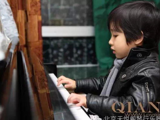 幼儿学习钢琴3年以上，将带来的一生财富！