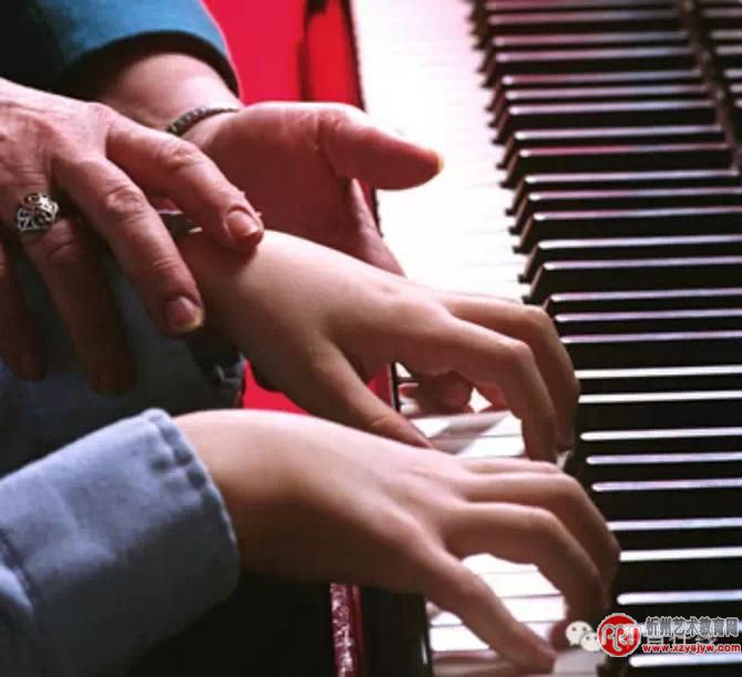 不当的钢琴学习让一切背道而驰