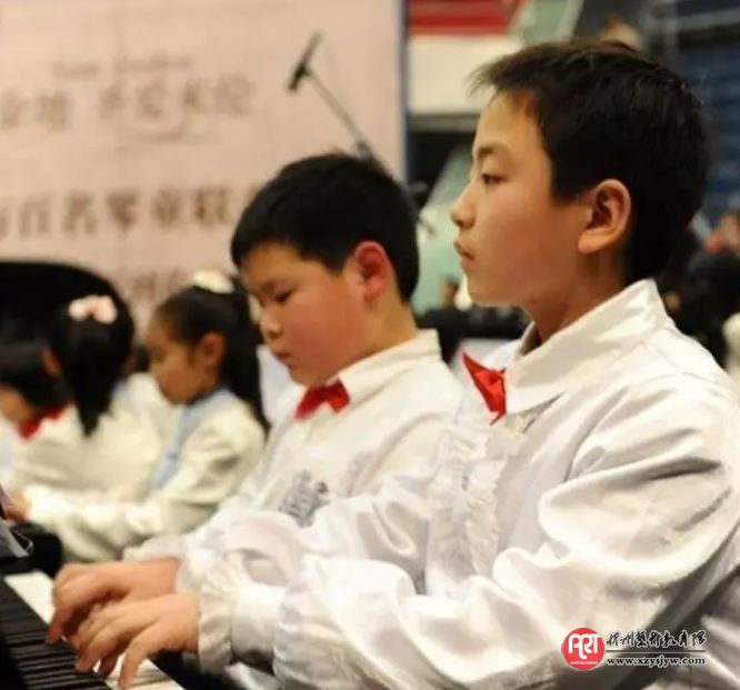 “零基础”成人学琴 应参考的7点建议