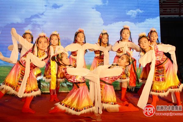 杨旗舞蹈艺术中心《感恩》樊野 育新苗