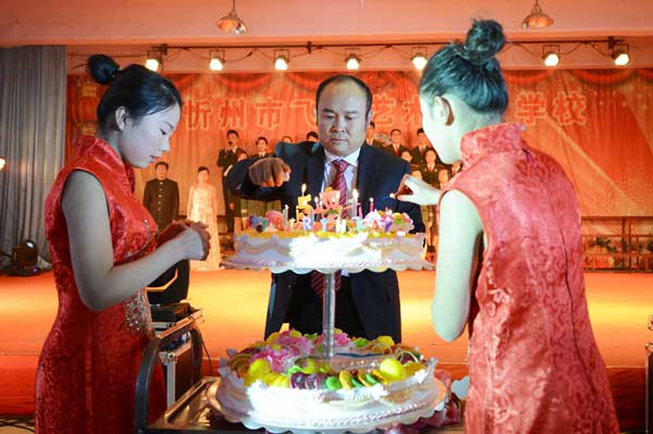 飞天艺术职业学校举办建校15周年庆典文艺盛会