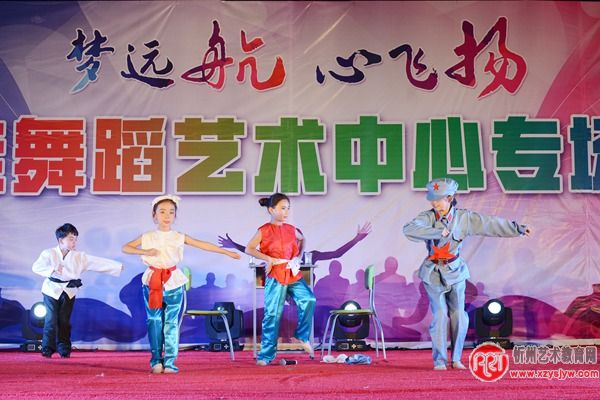 “梦远航 心飞扬”金舞鞋舞蹈艺术中心专场演出嗨翻了天