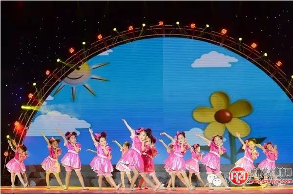 “爱我中华”赵莉舞蹈学校大型舞蹈盛典精彩回顾