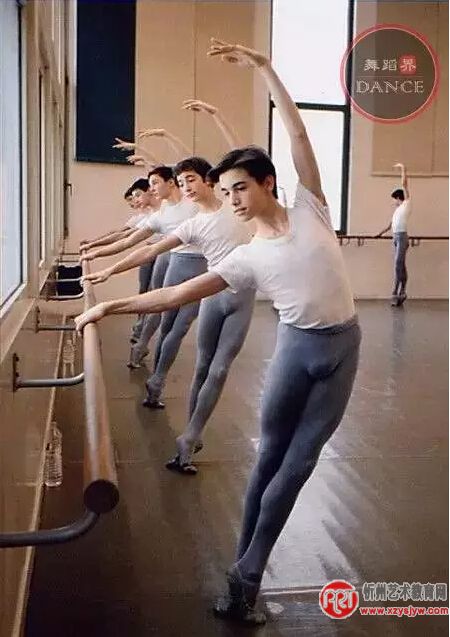 舞蹈基本功到底是什么?