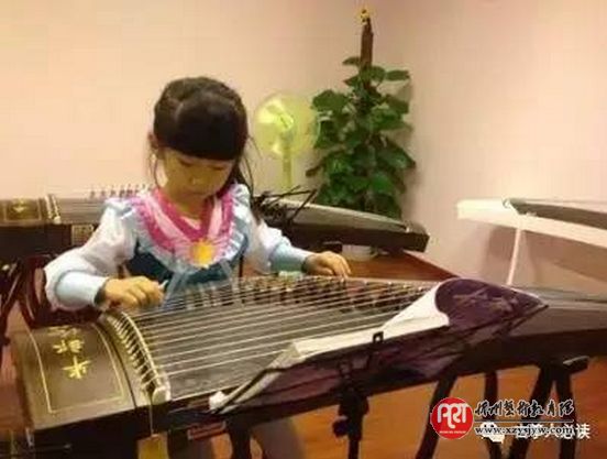 孩子们学古筝重点是需要……