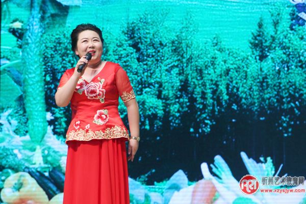 河曲张艳获“梨花奖”舞台艺术赛桂冠