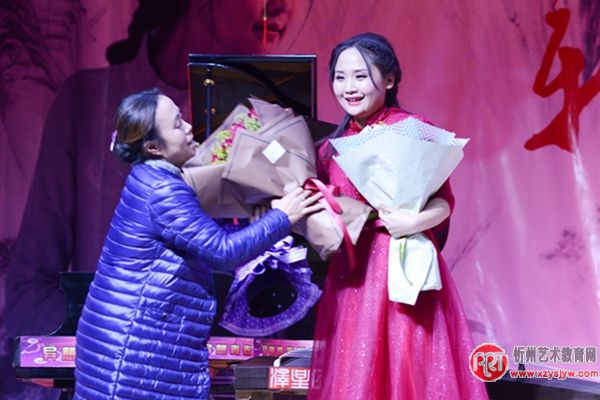 繁峙:泽星古筝艺术培训中心新年音乐会魅力无限