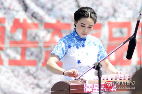 泽星古筝培训中心抚筝杏林 谱春之乐章