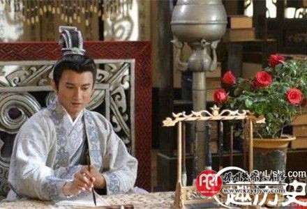 李煜浣溪沙内容手法分析 李煜虞美人内容赏析