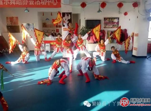 繁峙：丫丫舞蹈艺术中心紧锣密鼓排节目 备战省台少儿元宵文艺晚会