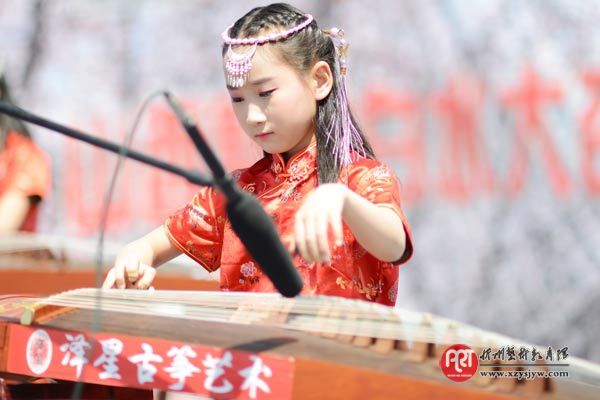 泽星古筝培训中心抚筝杏林 谱春之乐章
