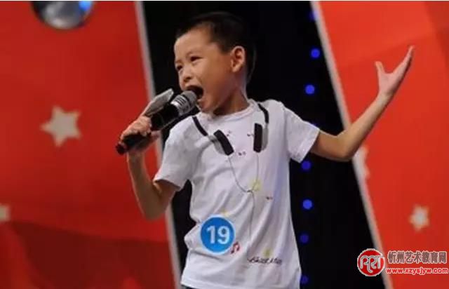 孩子学主持的好处是什么？