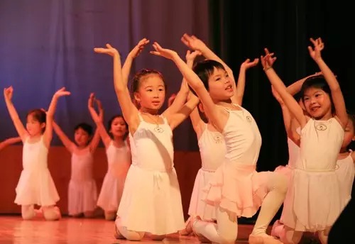 学舞的孩子为什么要考级