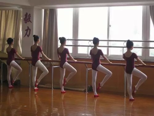 学舞的孩子为什么要考级