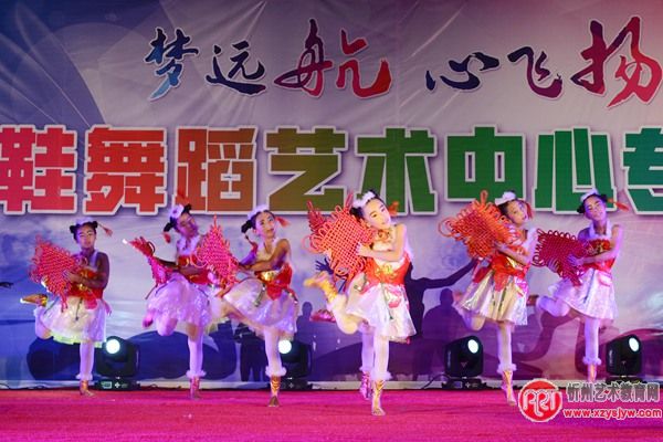 “梦远航 心飞扬”金舞鞋舞蹈艺术中心专场演出嗨翻了天