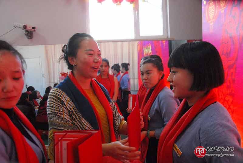 王平艺术培训中心成功举办“幸福年会”