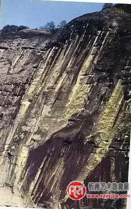 张大千：画山最重皴法 
