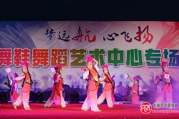 “梦远航 心飞扬”金舞鞋舞蹈艺术中心专场演出嗨翻了天