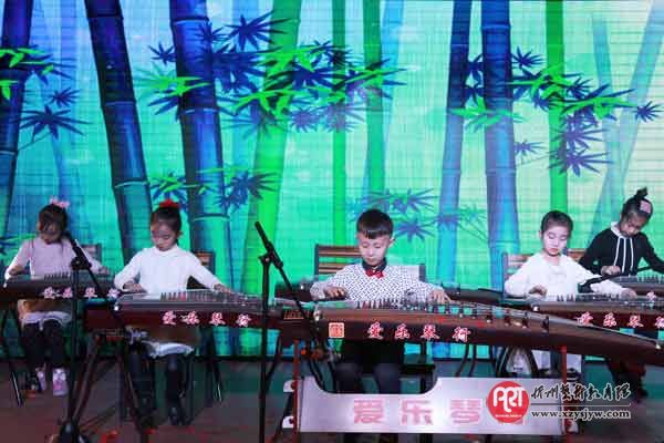 爱乐音乐培训中心新年音乐会多姿多彩