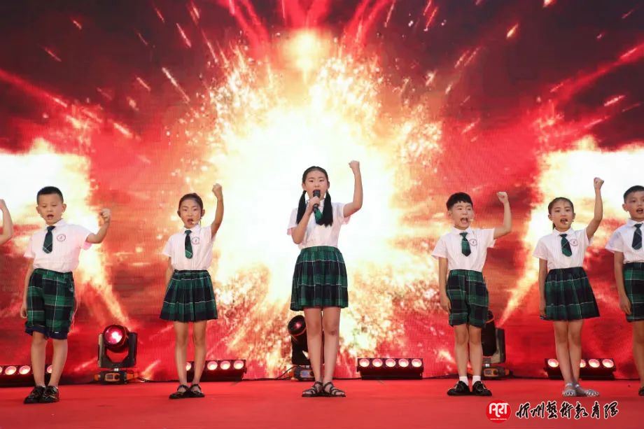 让孩子学习语言艺术，在未来侃侃而谈！