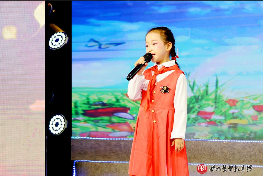 作品：《我们是新时代的好少年》    表演：秦彬宸     选送：神池县金口玉言艺术传媒有限公司